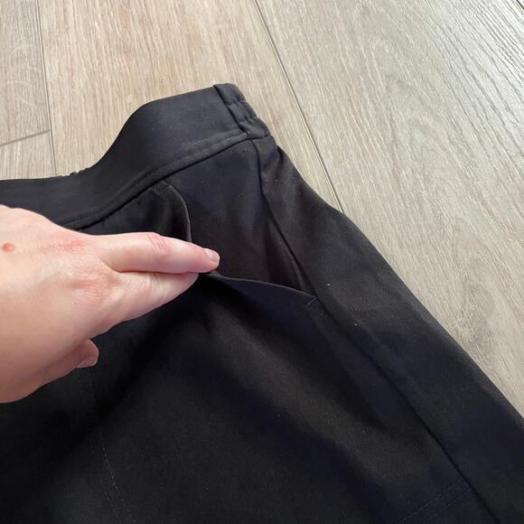 Max Studio Women’s Black High Rise Pull On Short Sz M - Picture 4 of 8